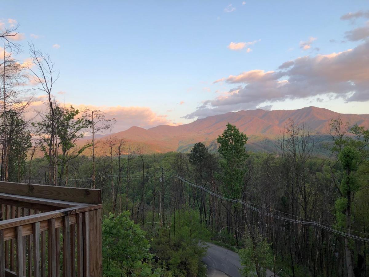 Love Nest Chalet Villa Gatlinburg Luaran gambar